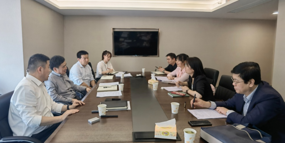 公司與經(jīng)開區(qū)管委會財政局、經(jīng)開渭發(fā)集團(tuán)座談